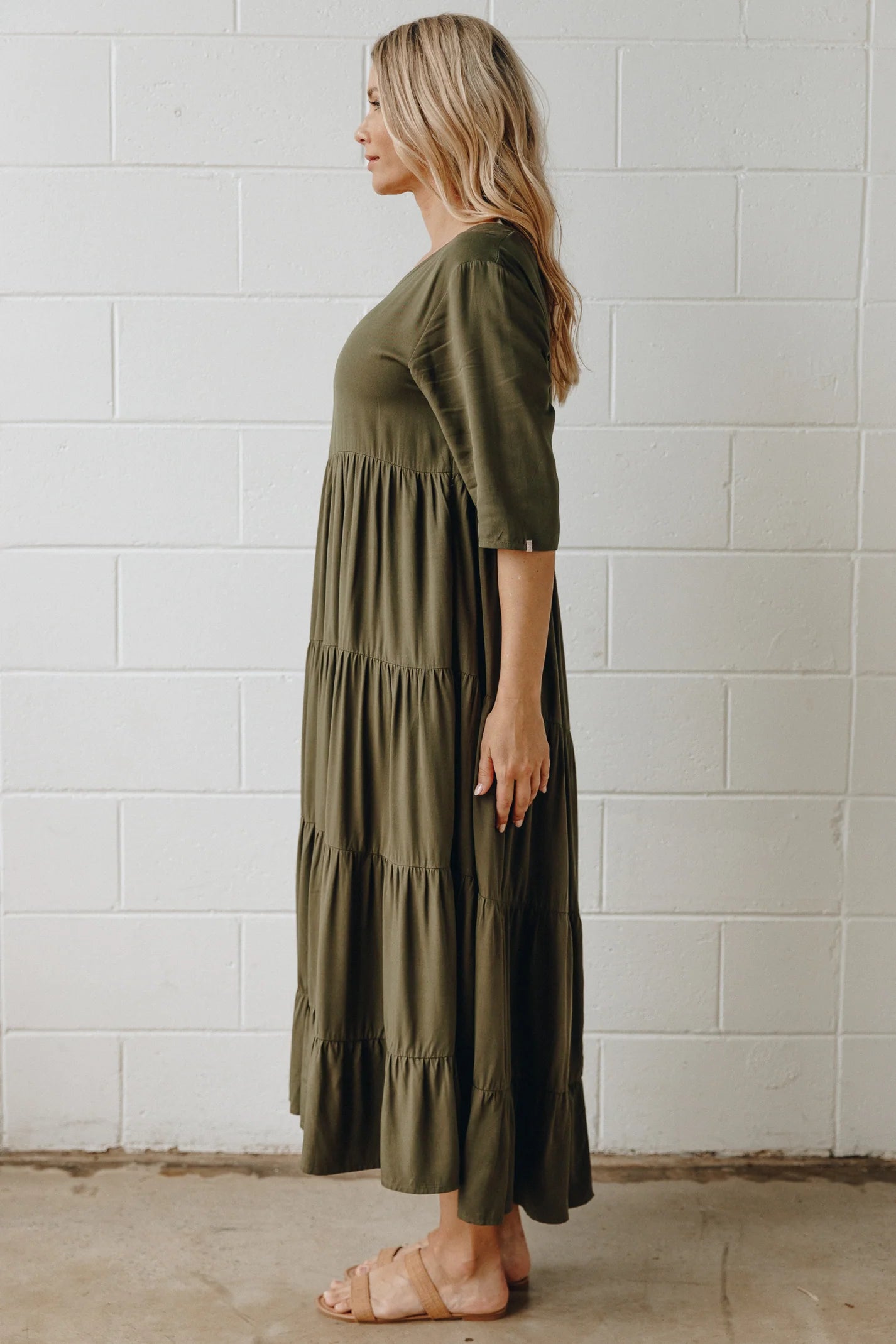 Ruffle Dress I Khaki