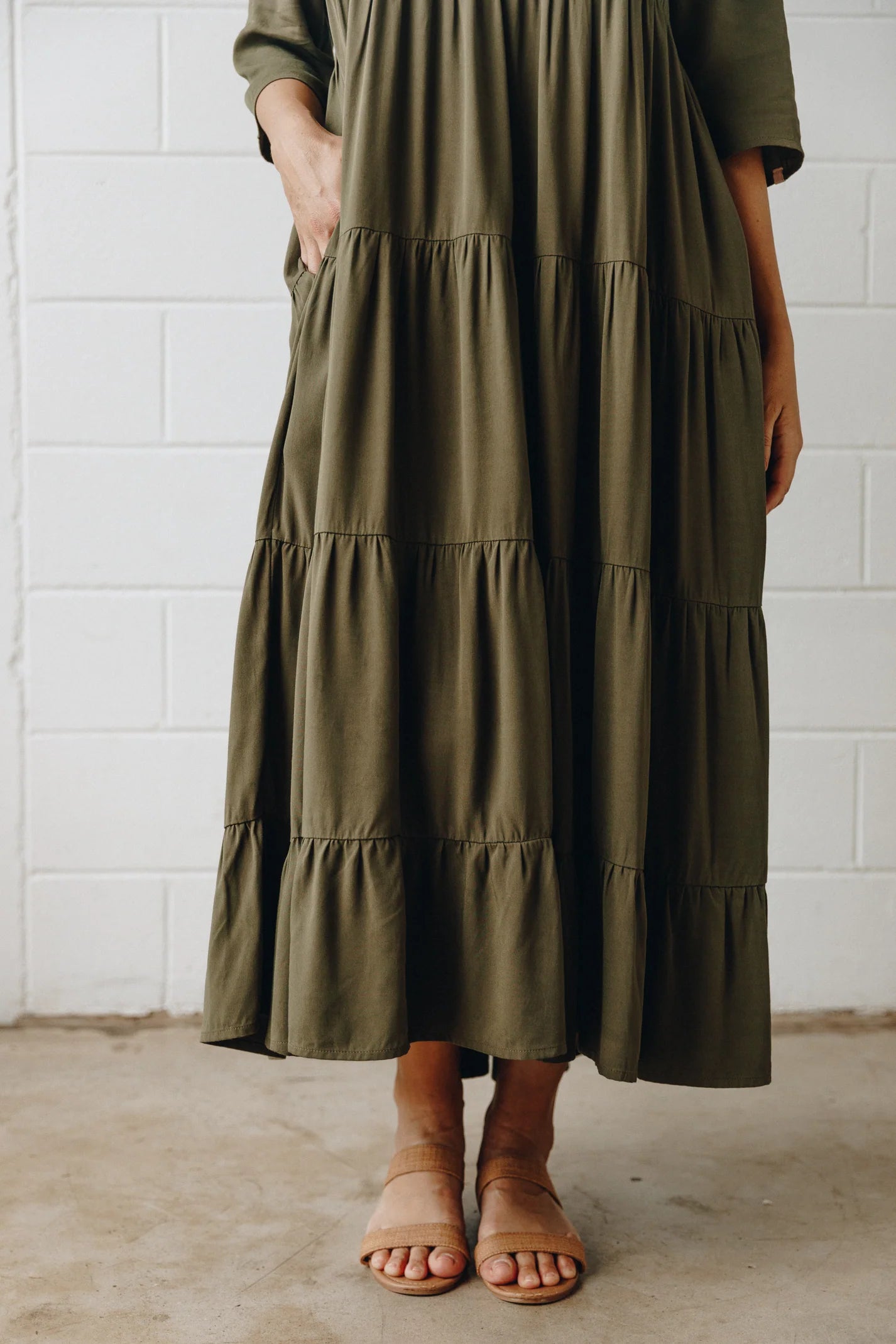 Ruffle Dress I Khaki